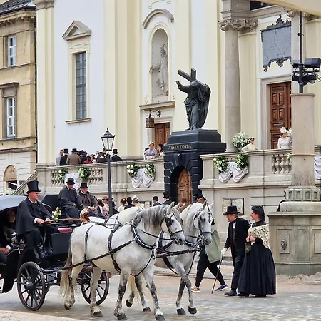 Old Town A Daire Varşova